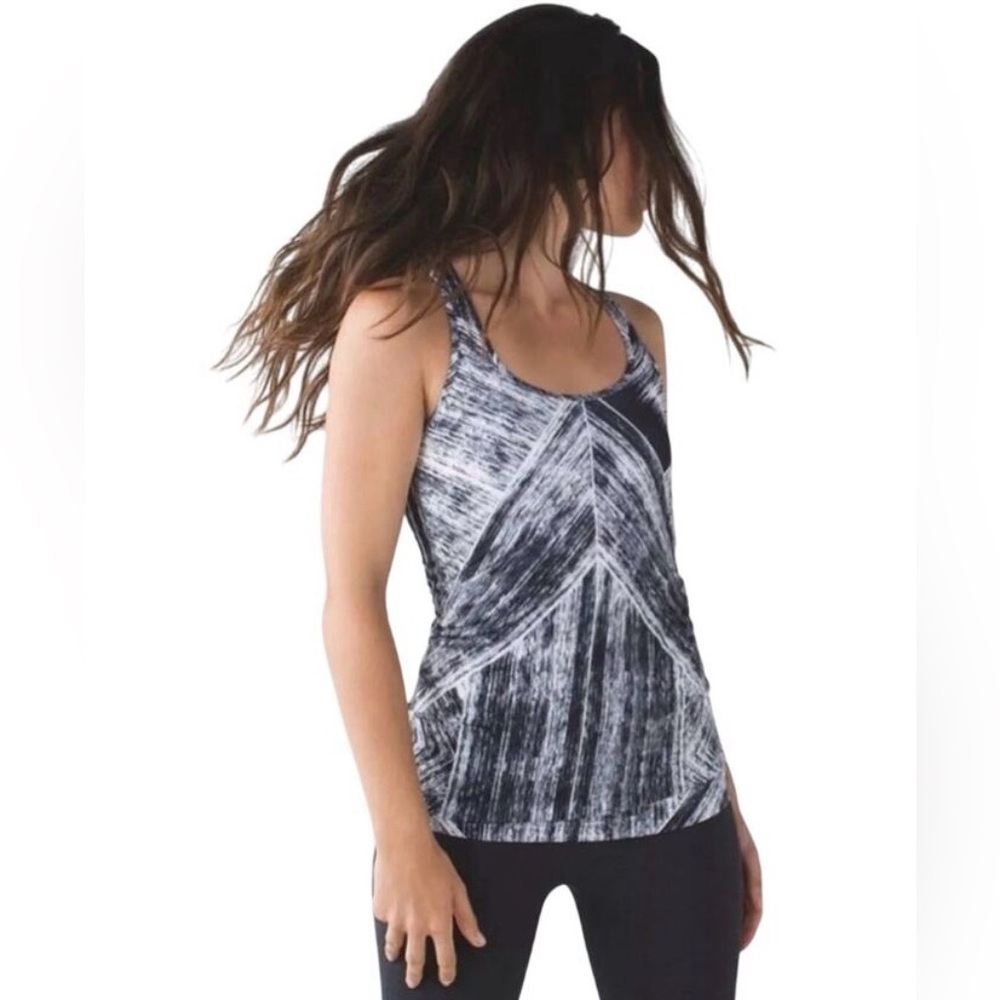Lululemon cool racer back. Sz 6